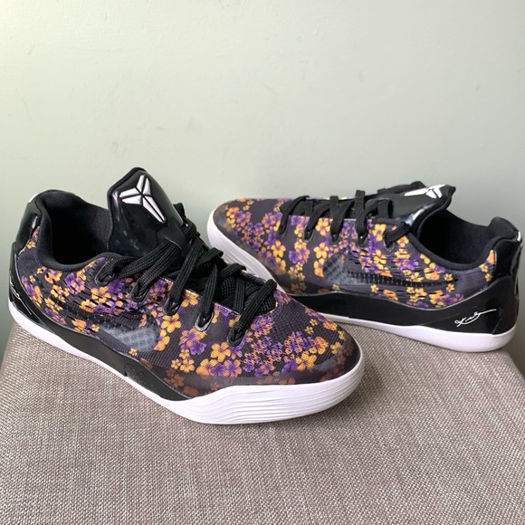 kobe flower shoes
